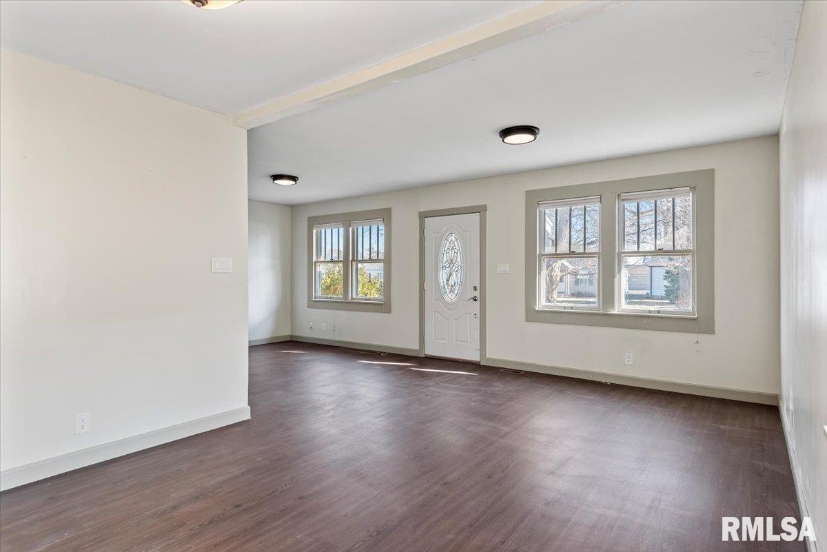 2925 4TH Street