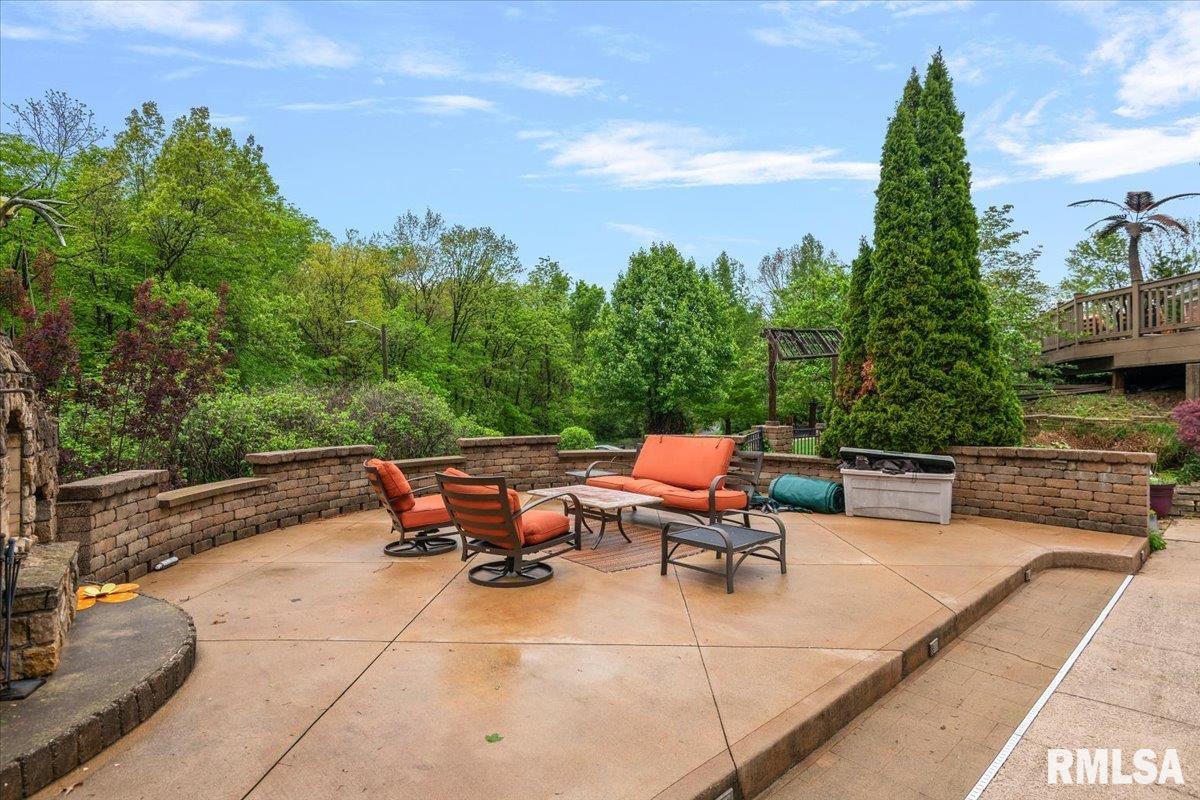 200 S Koke Mill Road