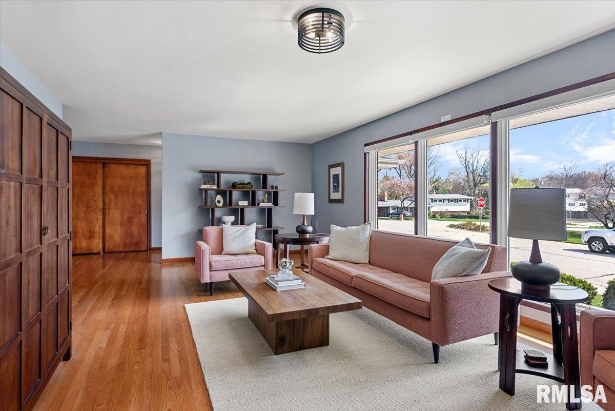 1401 Ivywood Drive