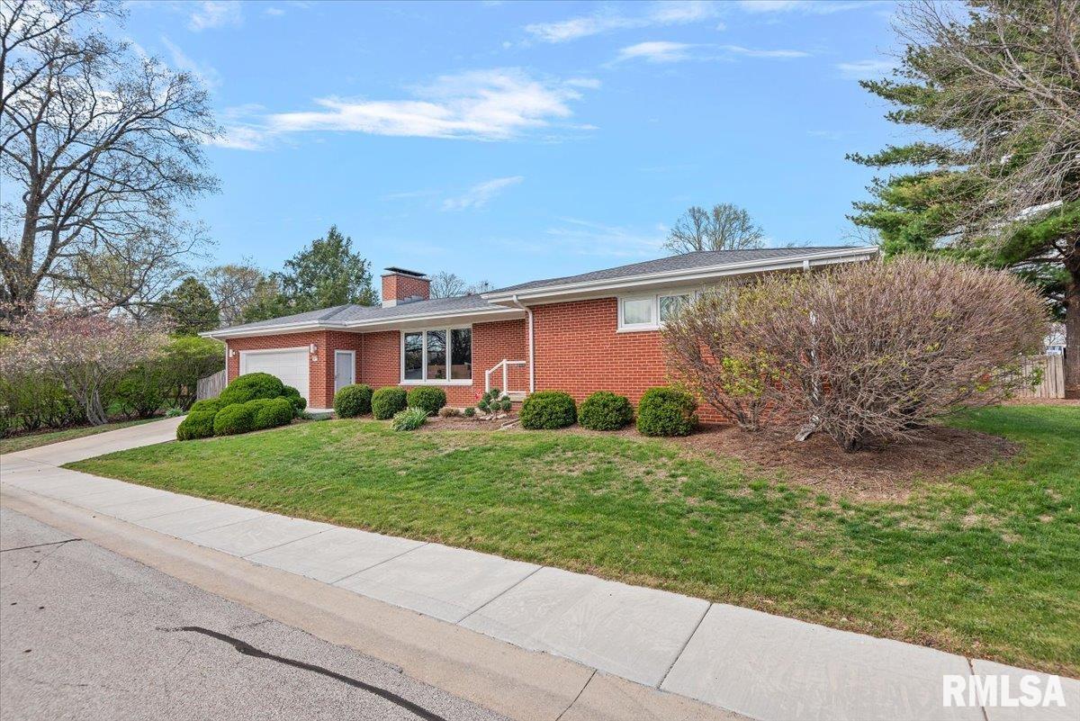 1401 Ivywood Drive