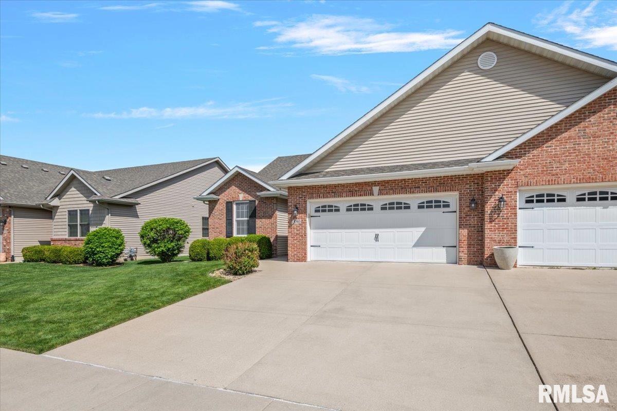 3303 Lakemere Drive