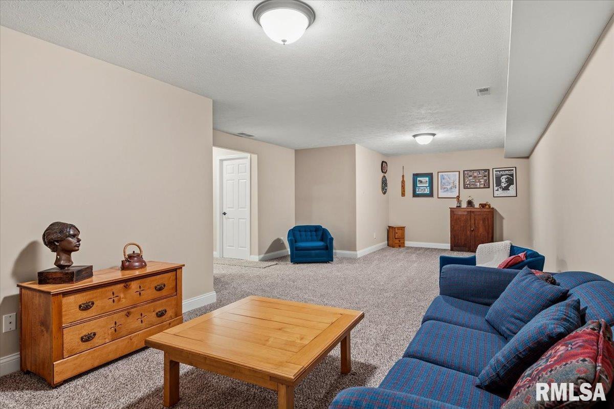 3303 Lakemere Drive