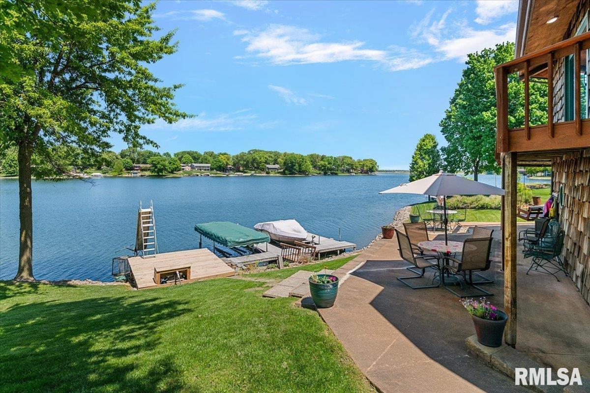 825 POPLAR Drive