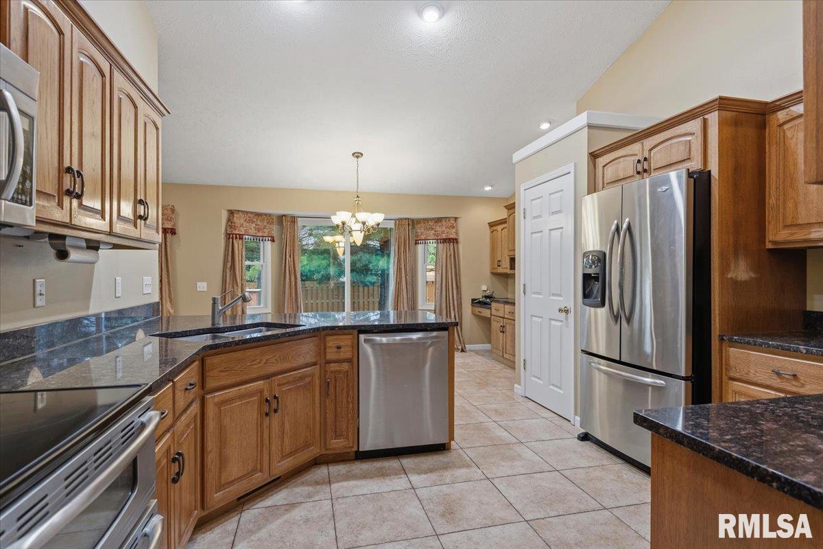 2601 CHICORY Drive