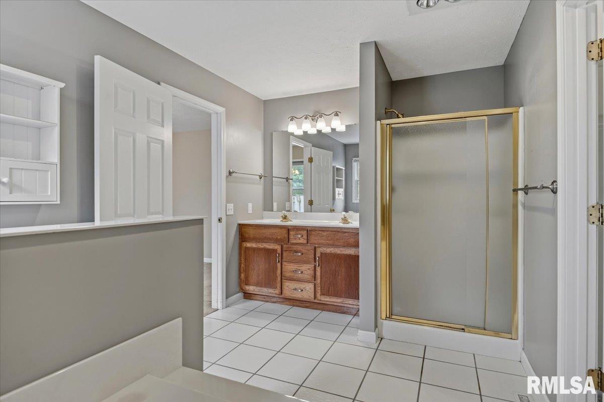 2601 CHICORY Drive