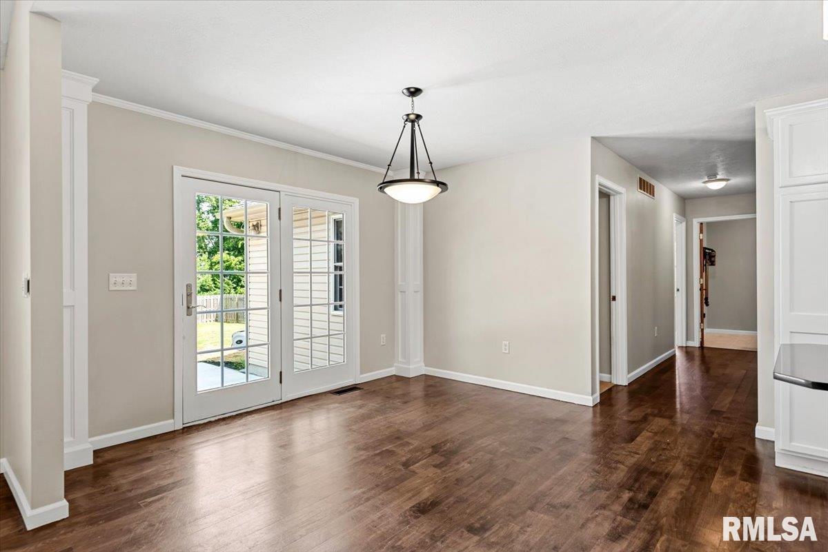 209 HUNTINGTON Road