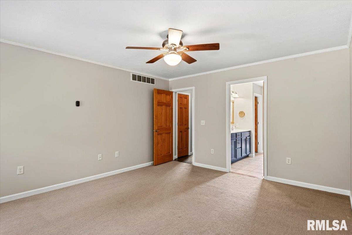 209 HUNTINGTON Road