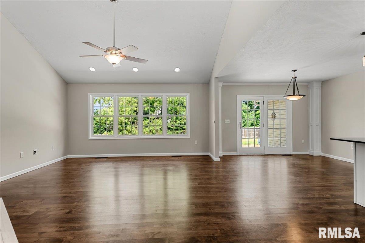 209 HUNTINGTON Road