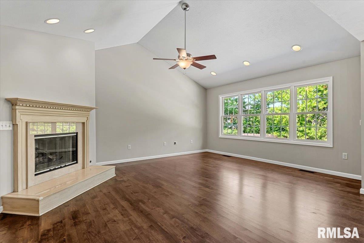 209 HUNTINGTON Road