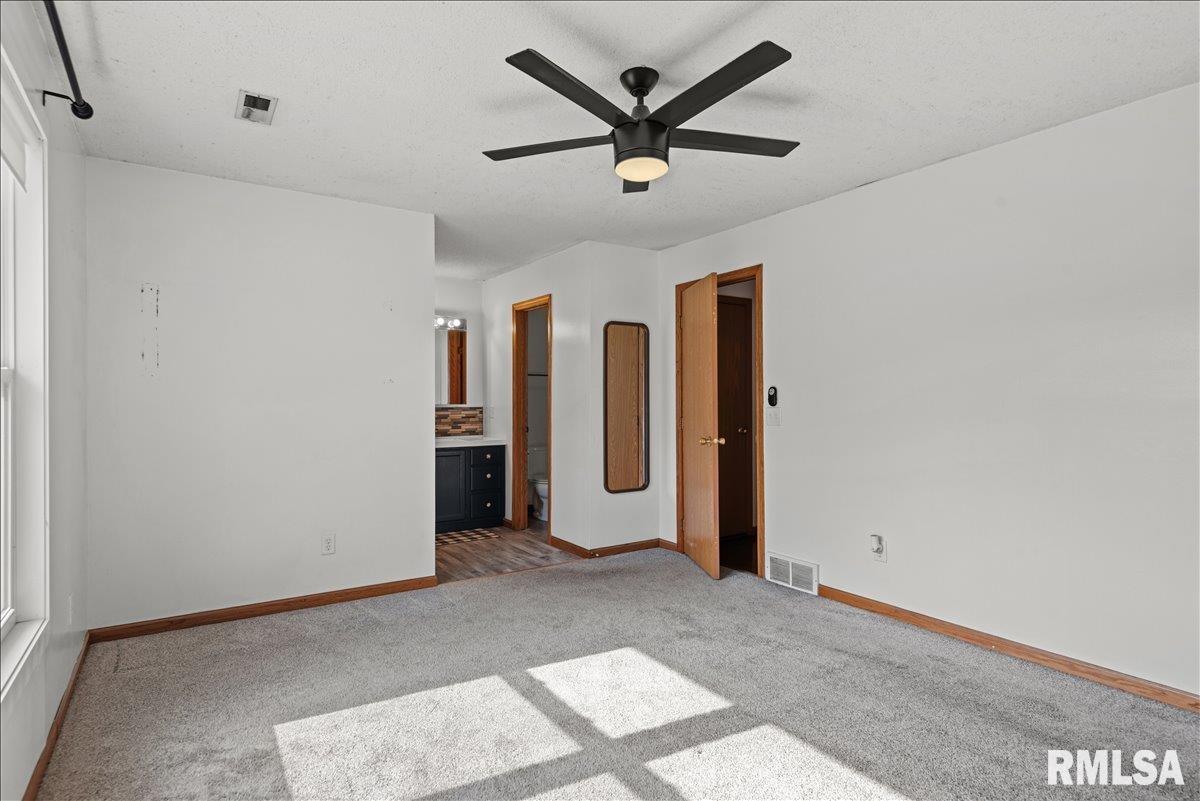 401 N Violet Drive
