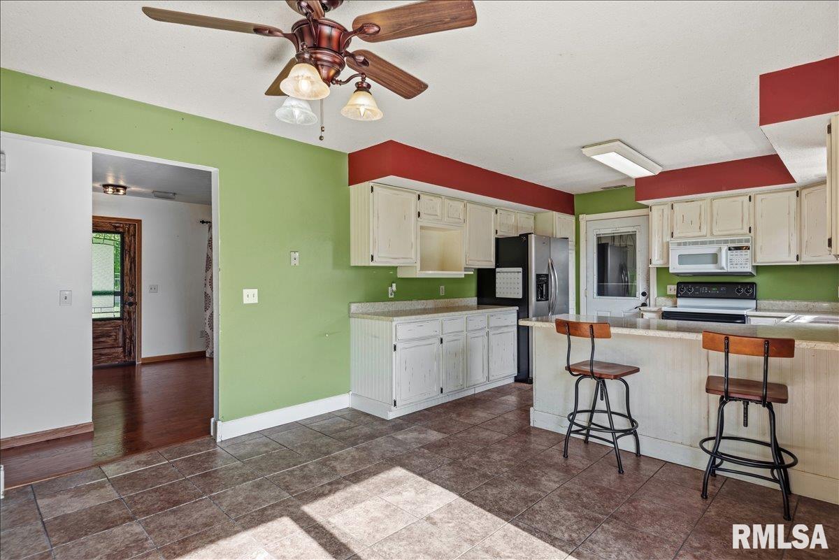 401 N Violet Drive