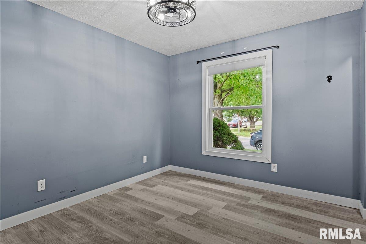 401 N Violet Drive