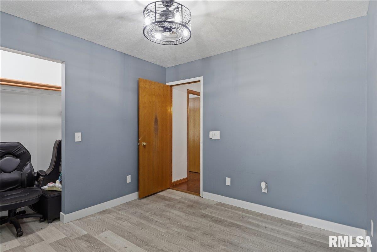 401 N Violet Drive