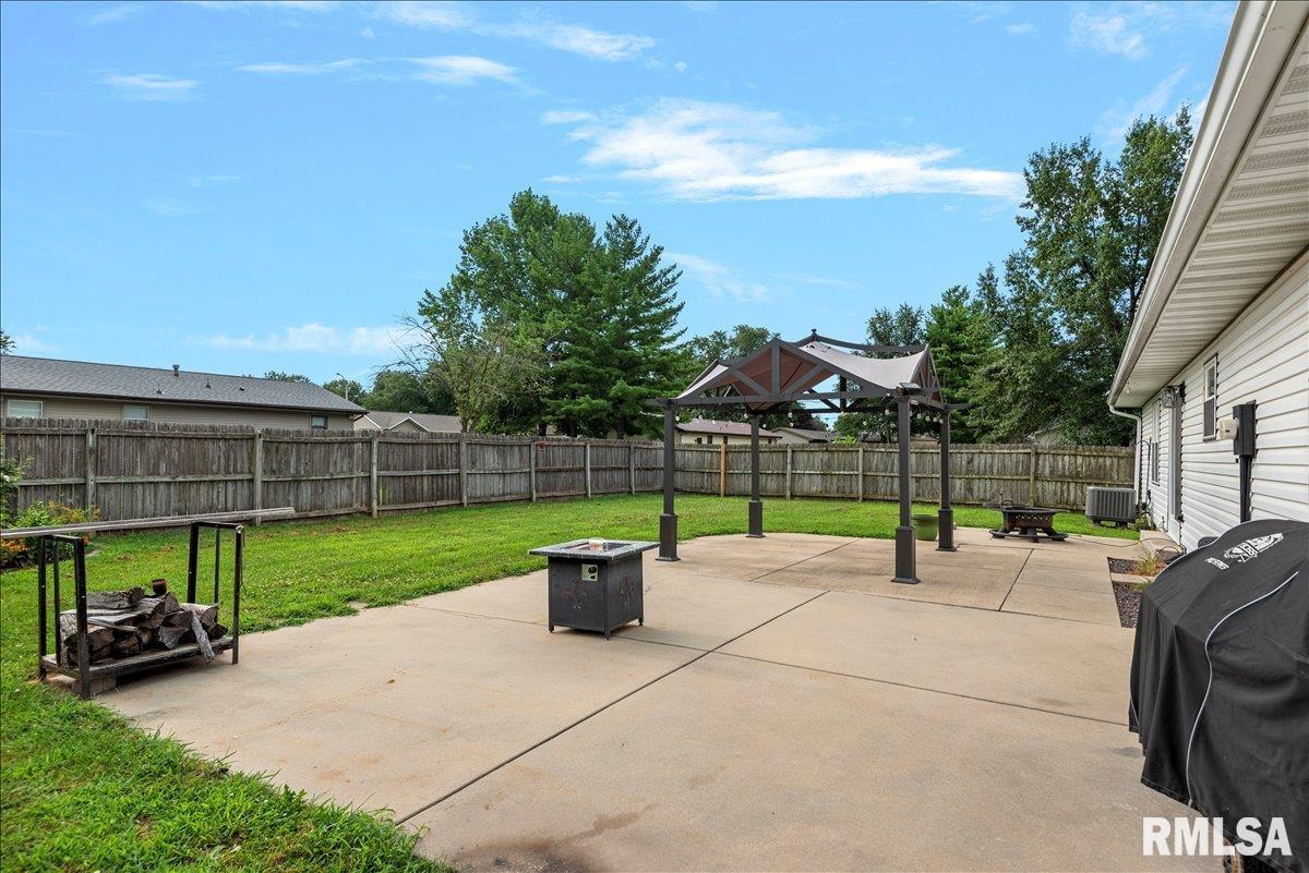 401 N Violet Drive