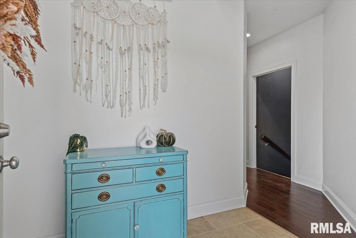 302 Harbor Point Place