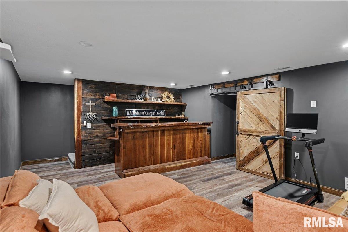 302 Harbor Point Place