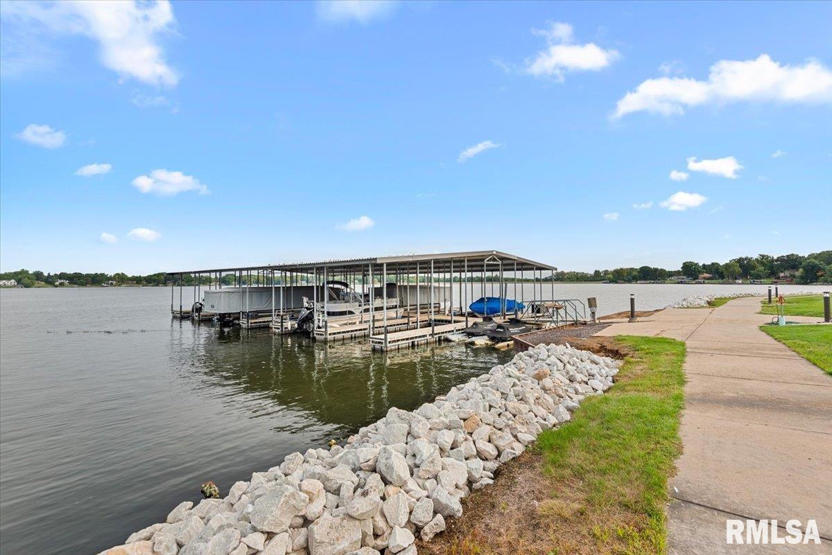 302 Harbor Point Place