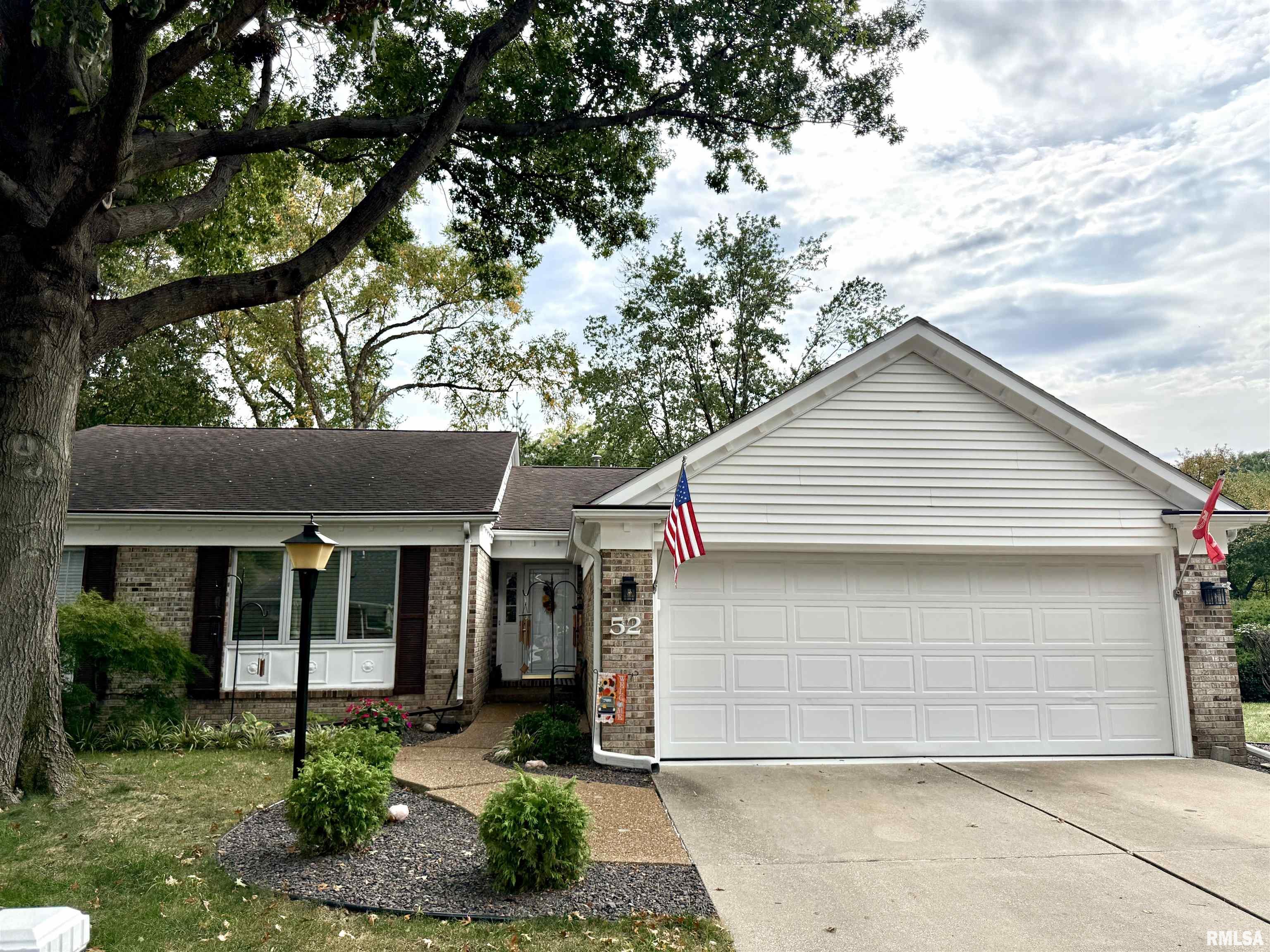 52 TURNBERRY Place