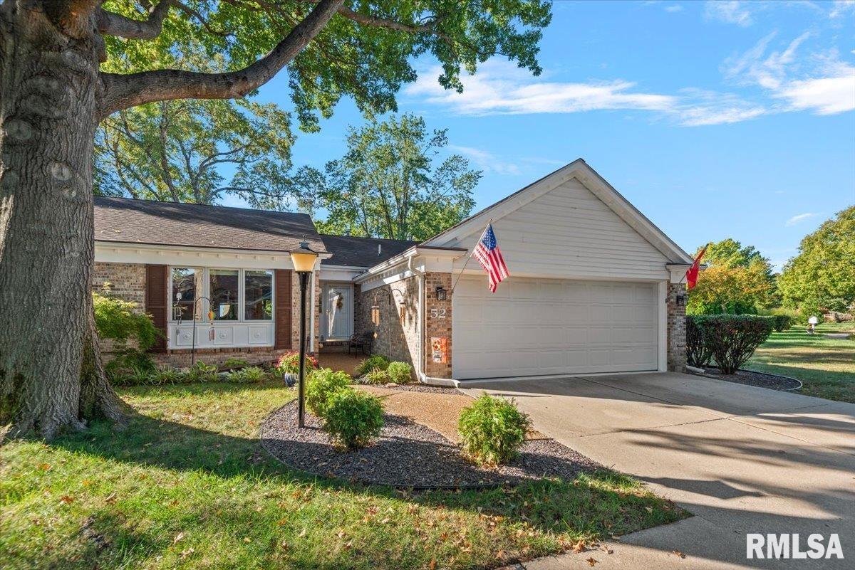 52 TURNBERRY Place