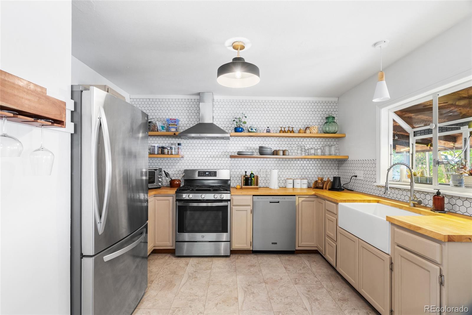 2680 Roosevelt Avenue