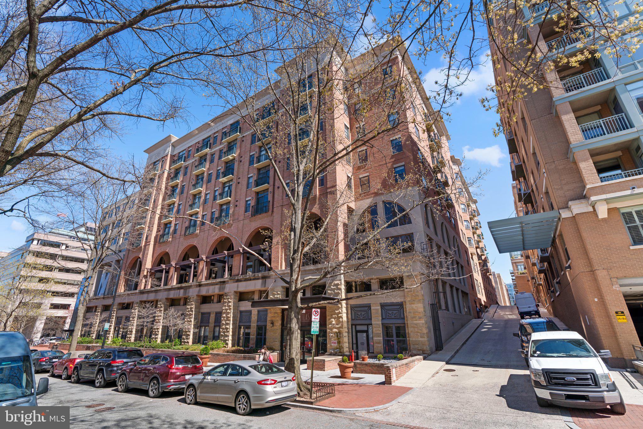 1111 25th St NW #508