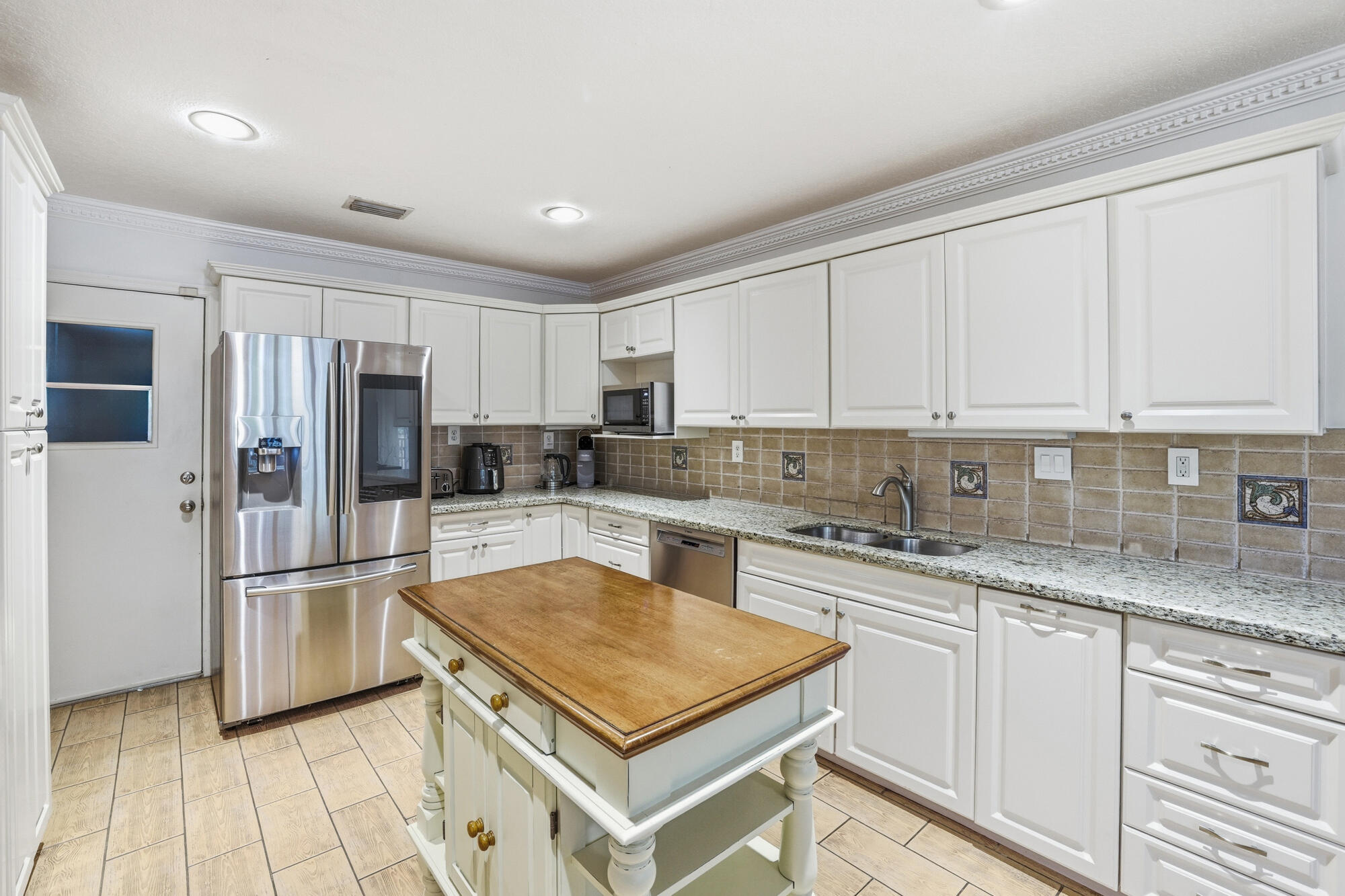 13684 Exotica Lane