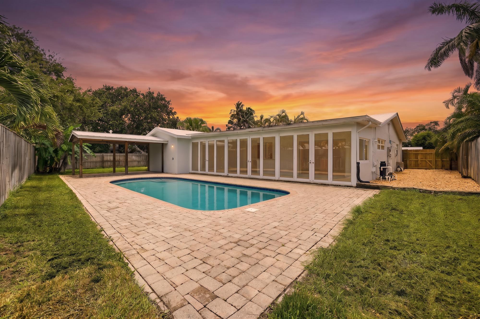 701 SW 27th Place