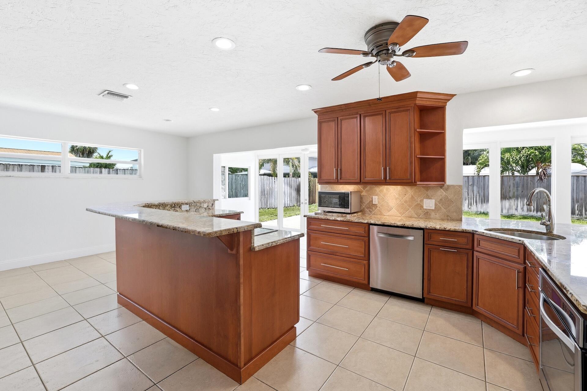 701 SW 27th Place