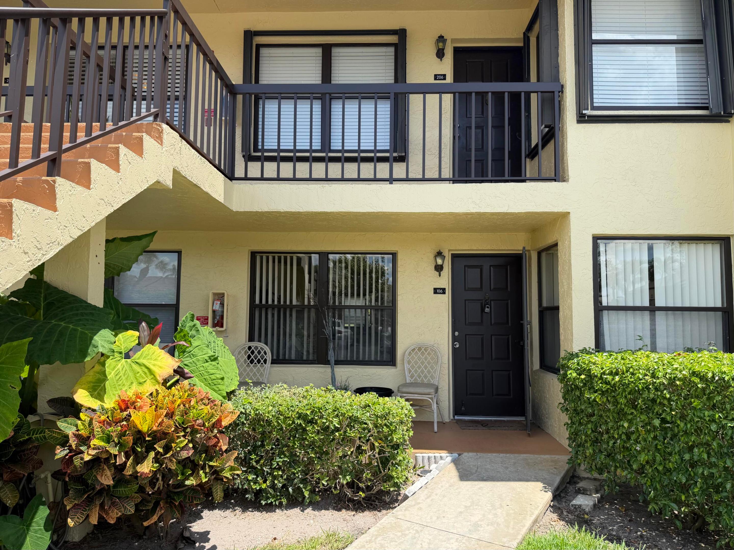 4692 Lucerne Lakes Boulevard E 106