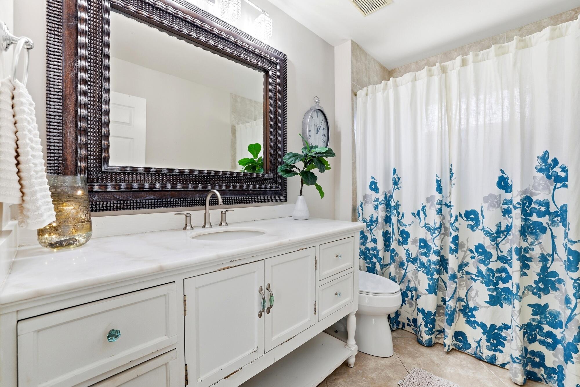 15067 Oak Chase Court