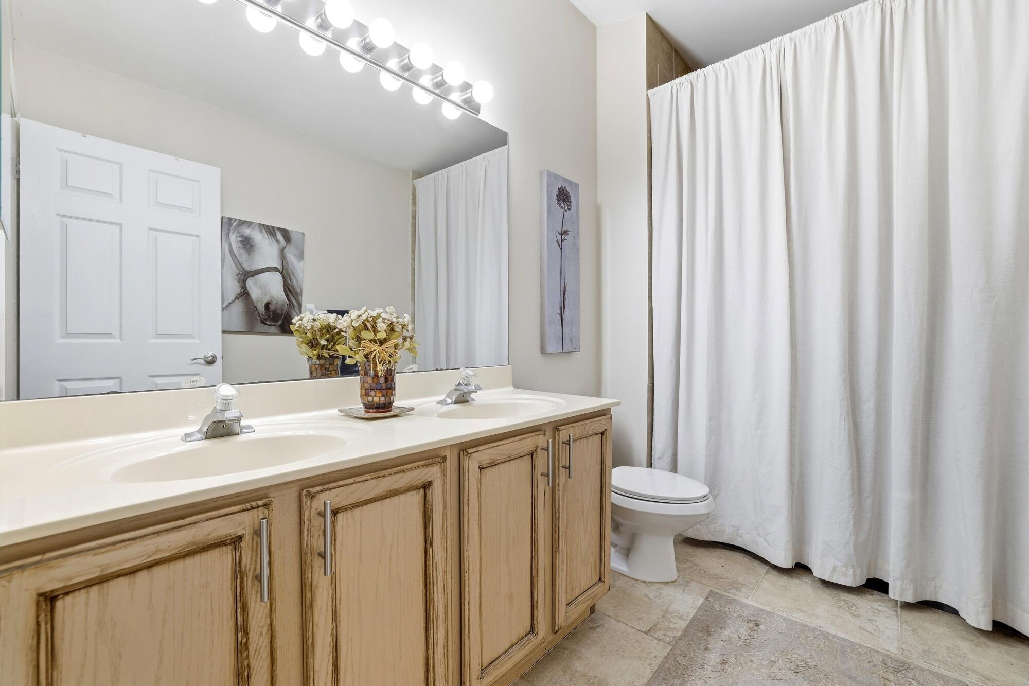 15067 Oak Chase Court