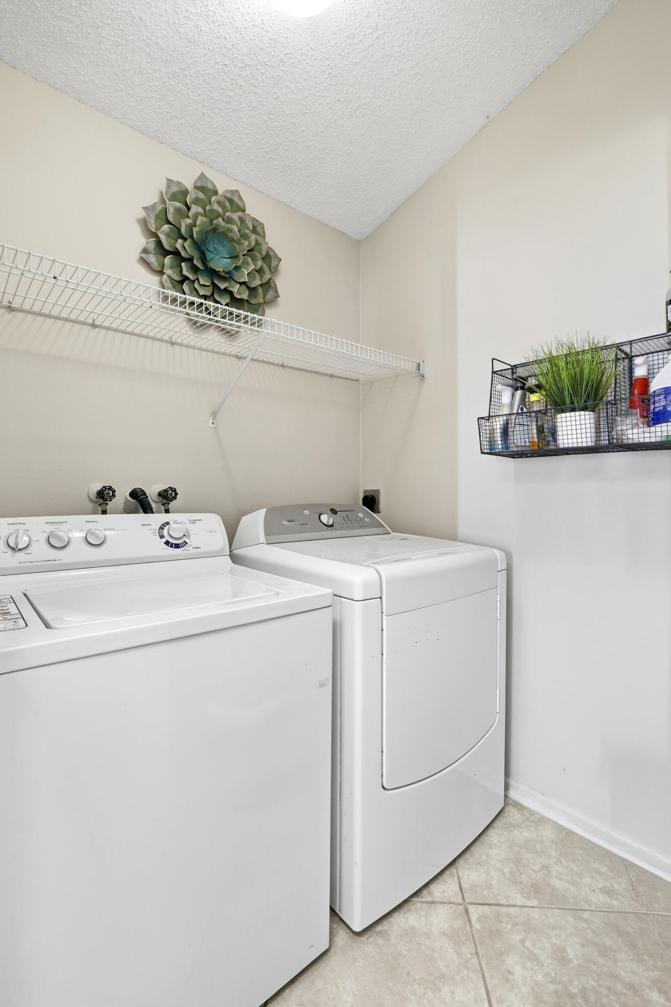 15067 Oak Chase Court
