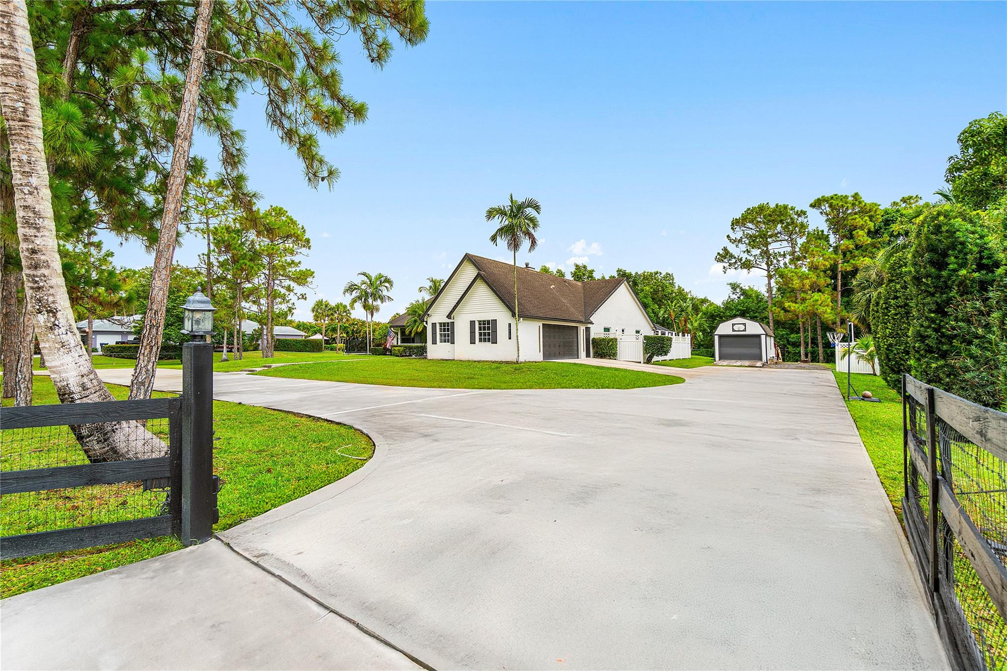 14117 N 74th Street, The Acreage