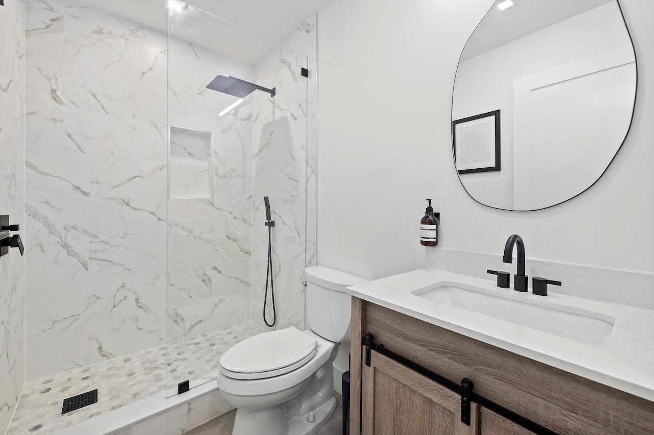 14566 Temple Boulevard