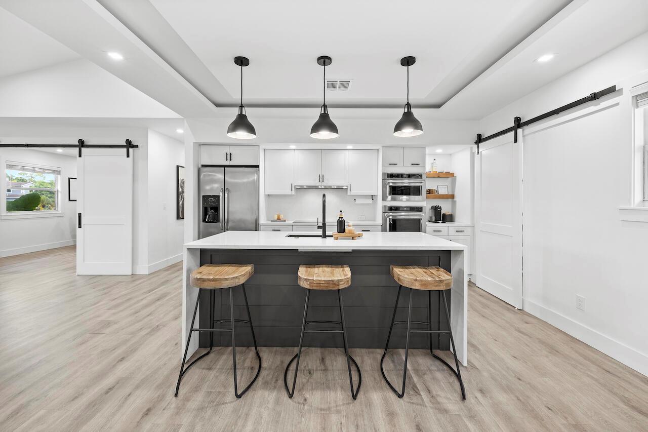 14566 Temple Boulevard