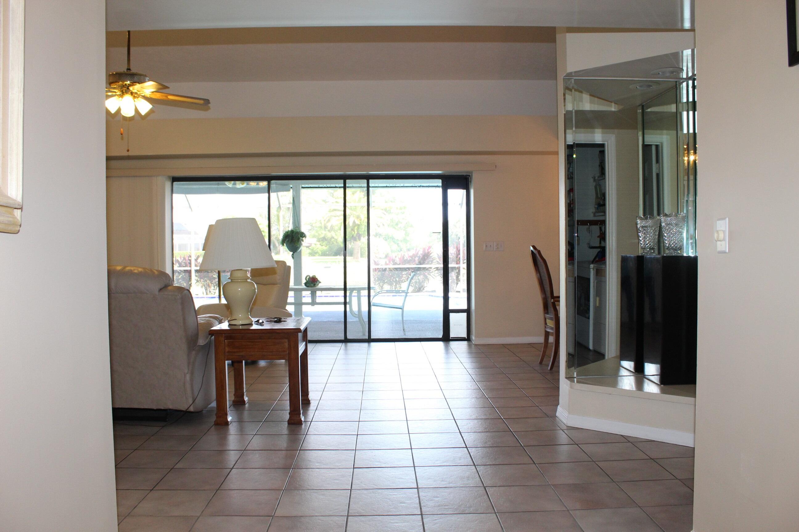 2241 SE Leithgow Street