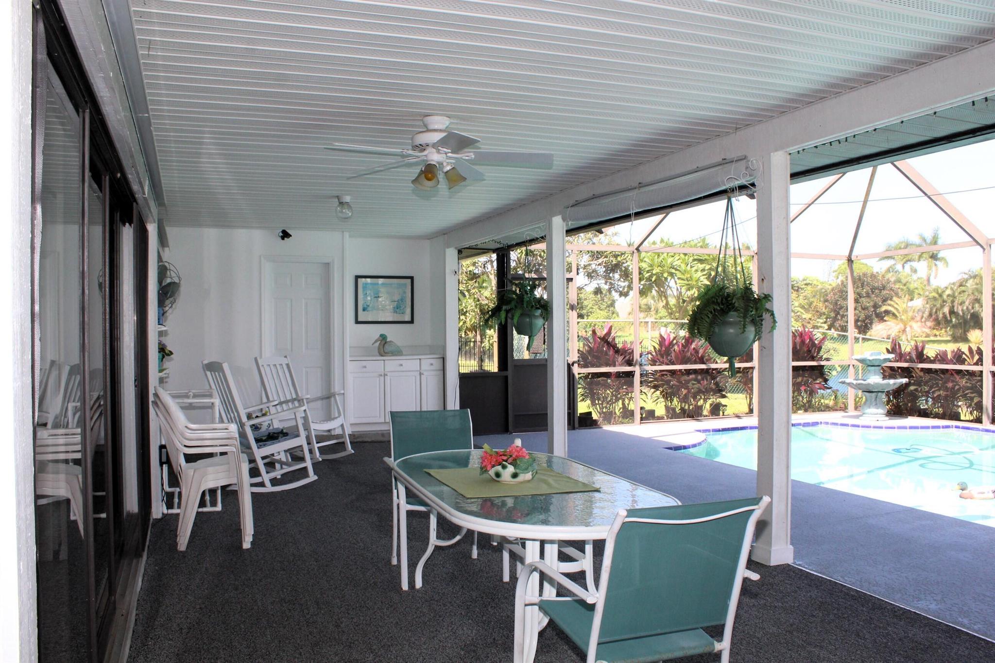 2241 SE Leithgow Street