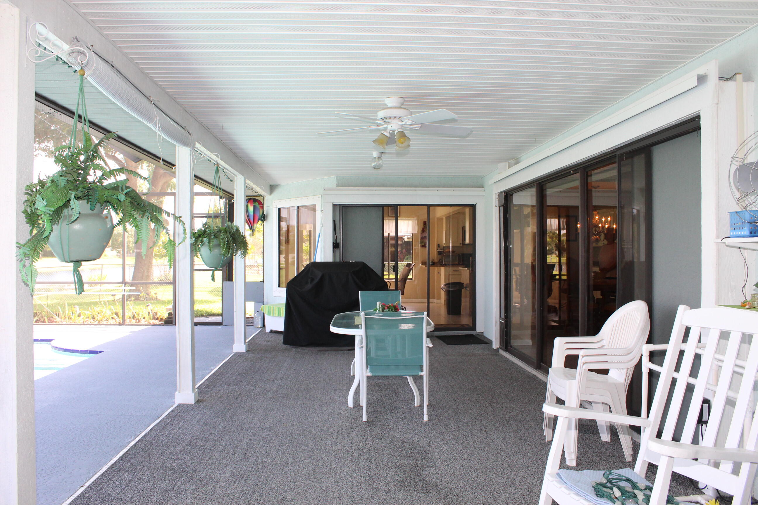 2241 SE Leithgow Street