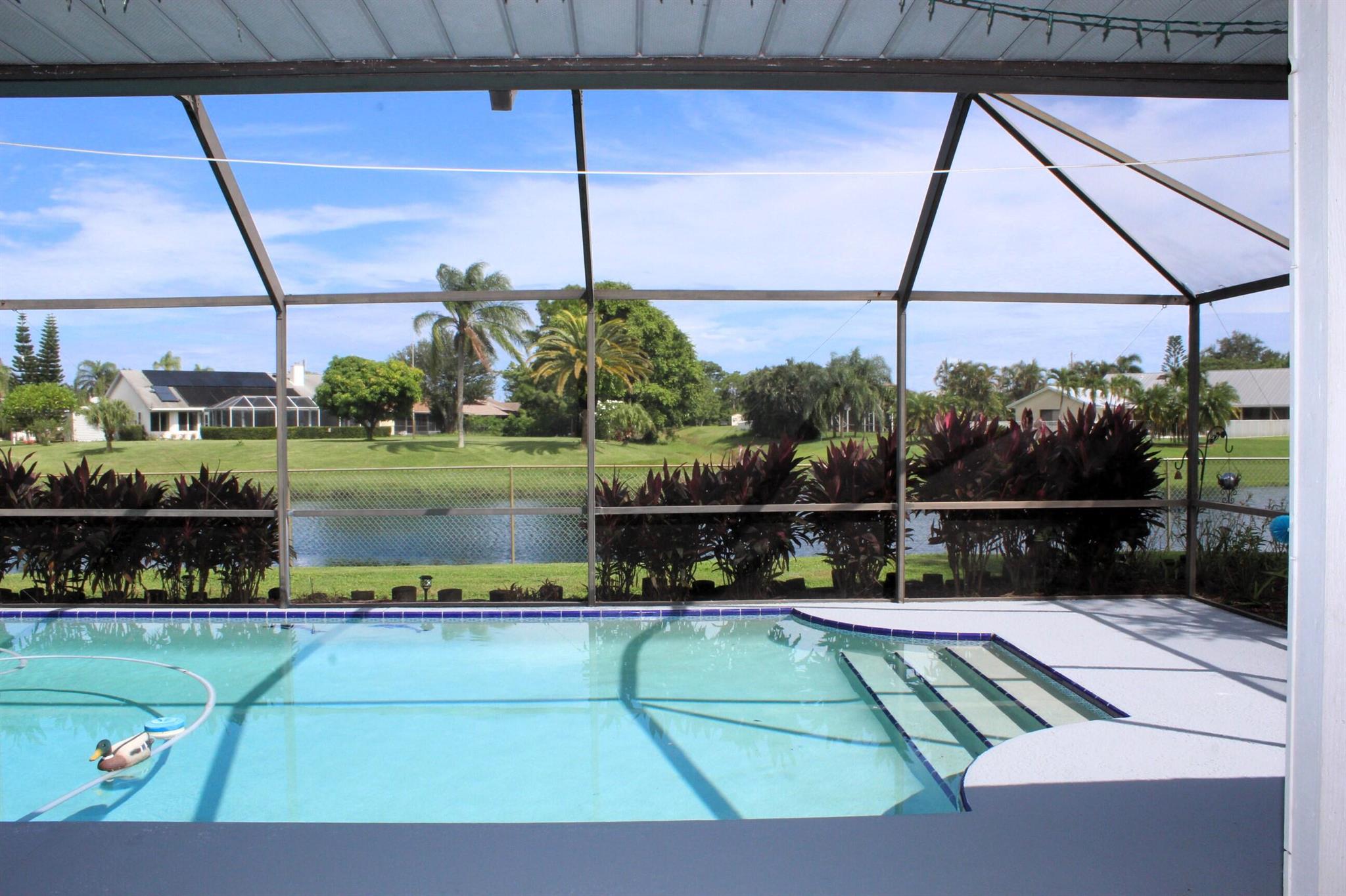 2241 SE Leithgow Street