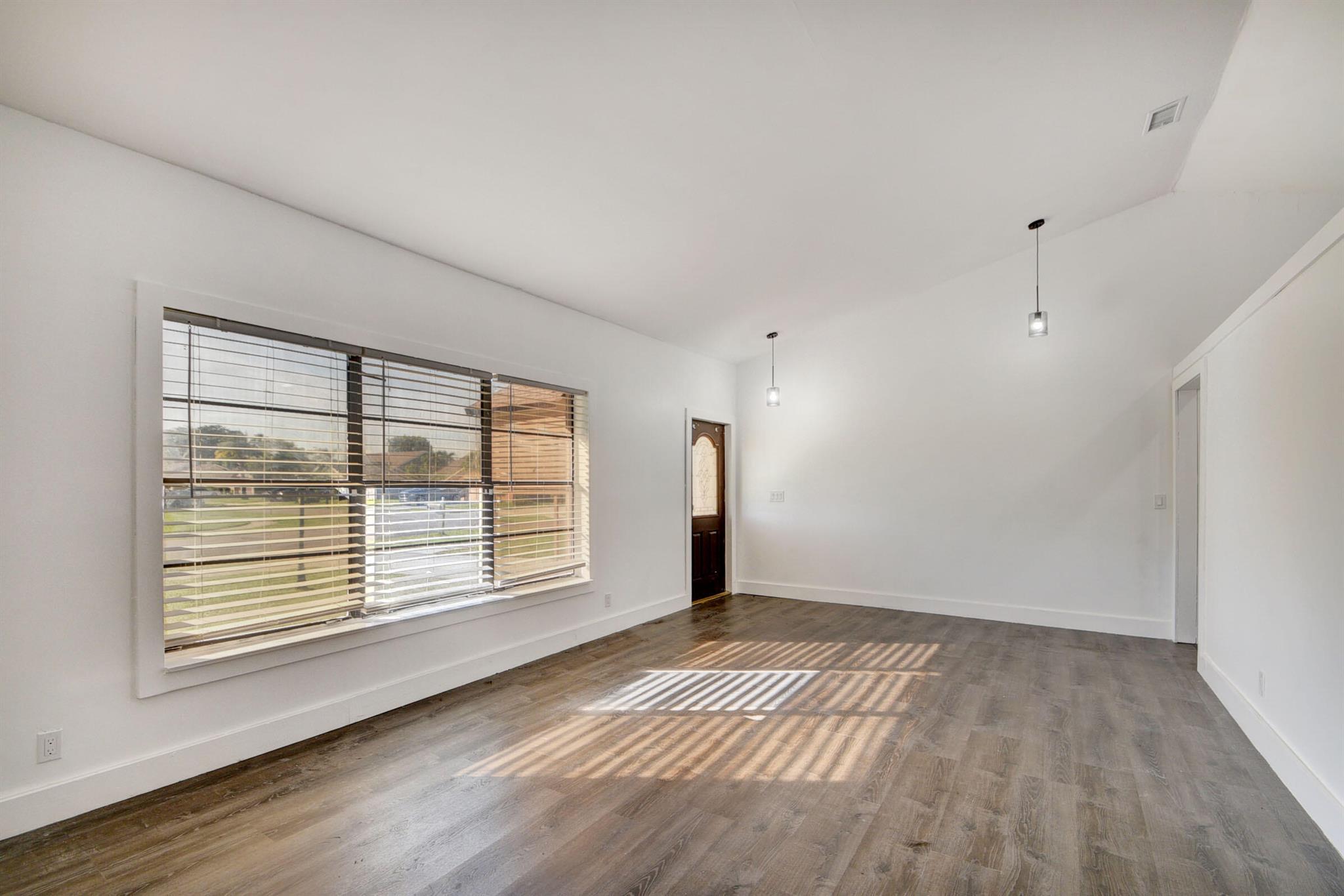 8235 Whitewood Cove E