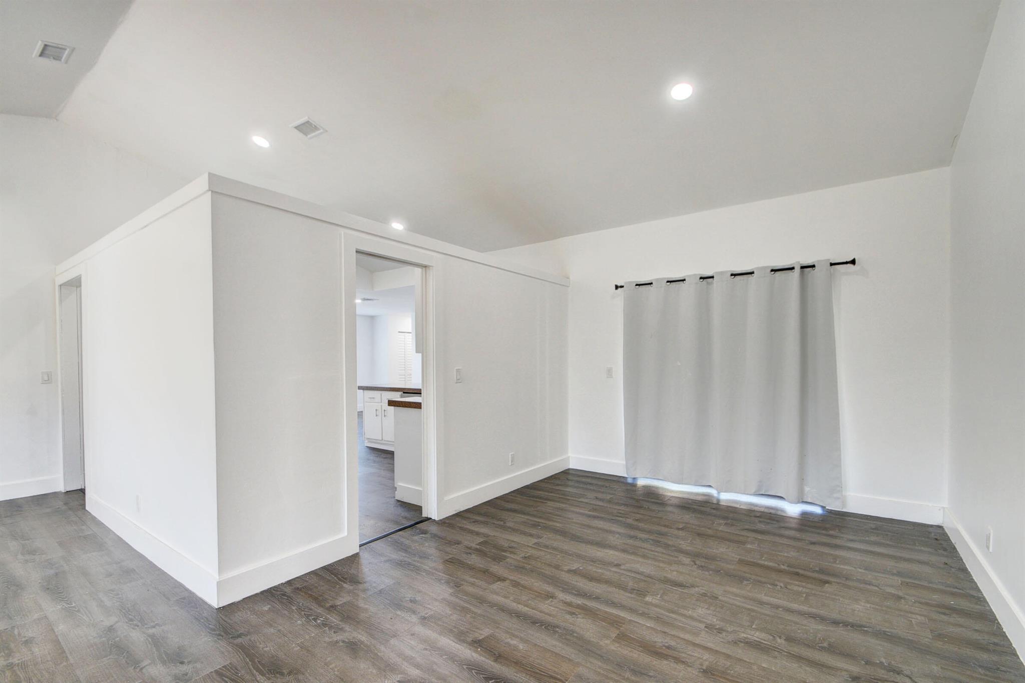 8235 Whitewood Cove E