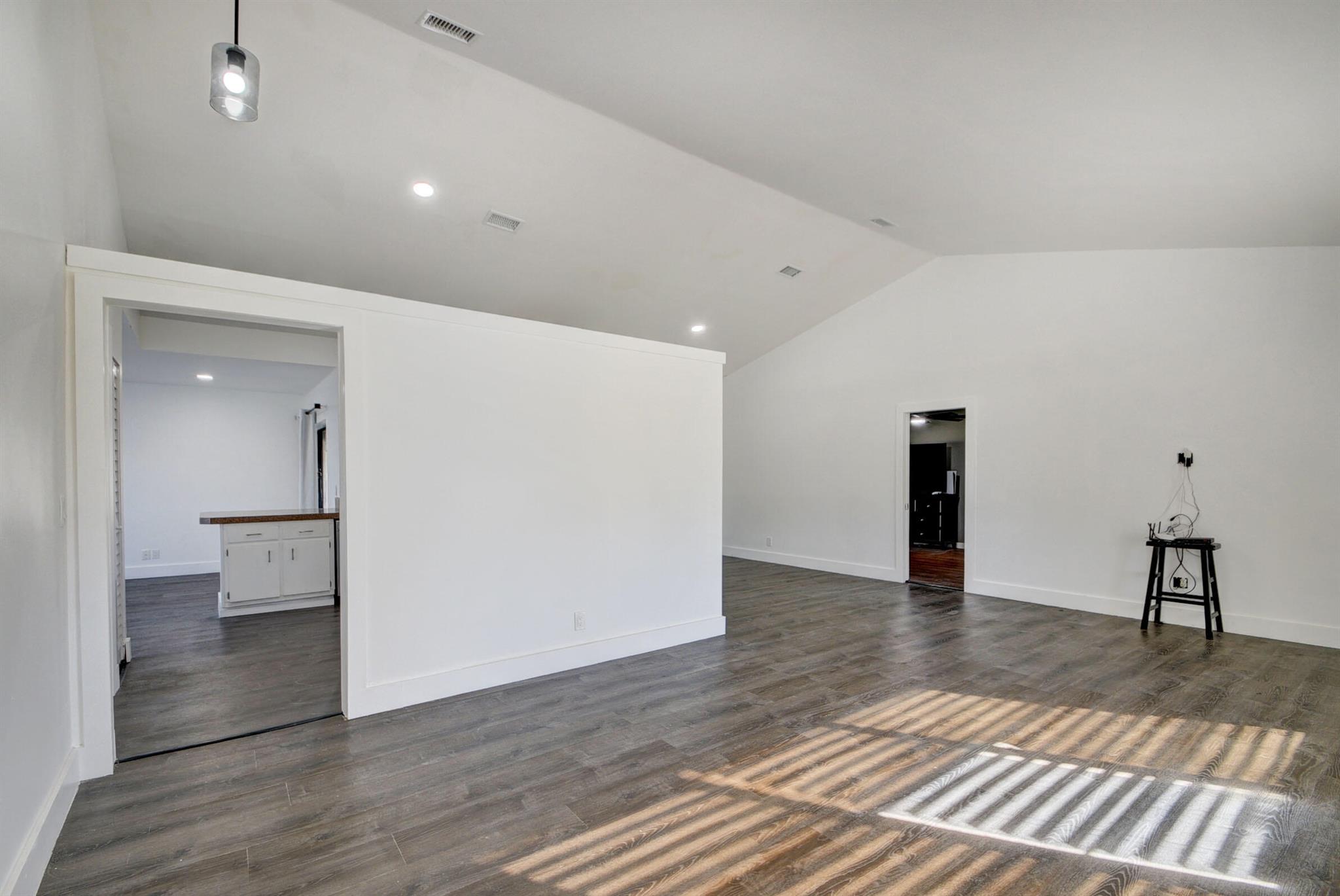 8235 Whitewood Cove E