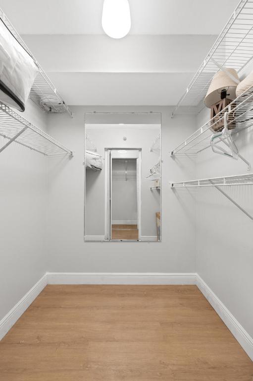 4700 Lucerne Lakes Boulevard W 204