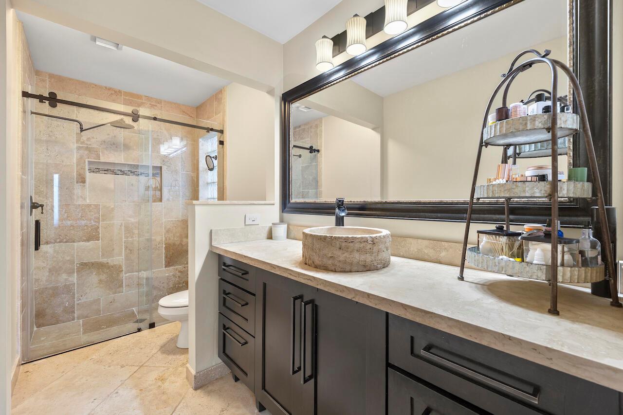 5569 NW 125th Terrace