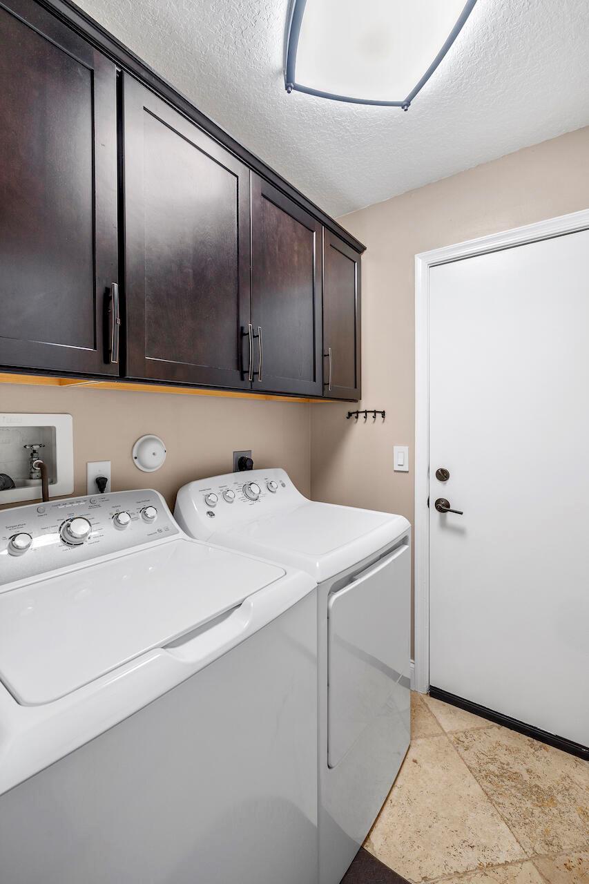 5569 NW 125th Terrace