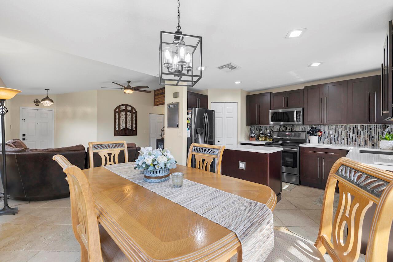 5569 NW 125th Terrace