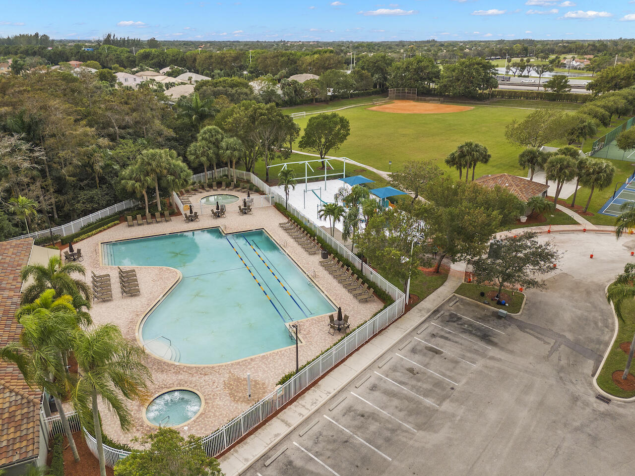 6089 Oak Bluff Way