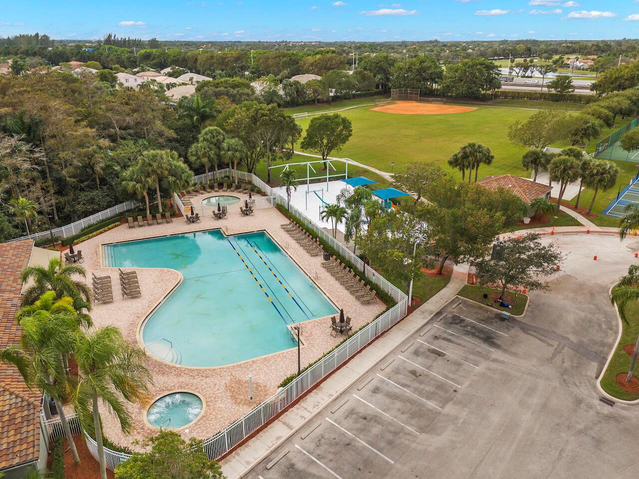 6089 Oak Bluff Way