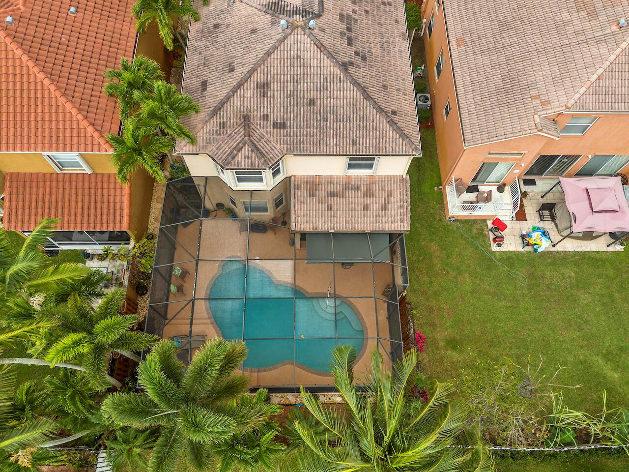 6089 Oak Bluff Way