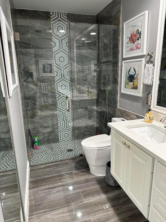 8210 Saint Johns Court